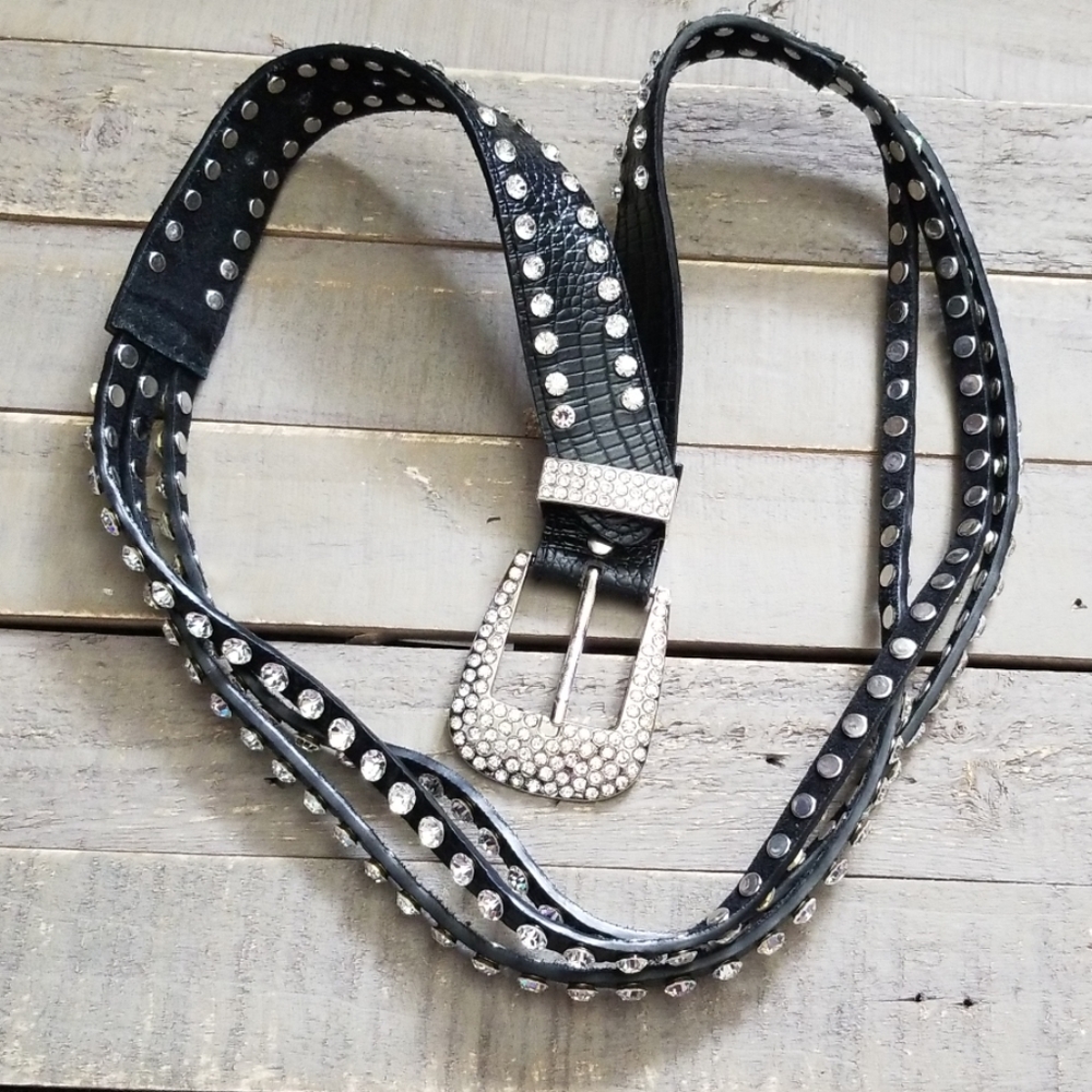 EUC black blingy belt